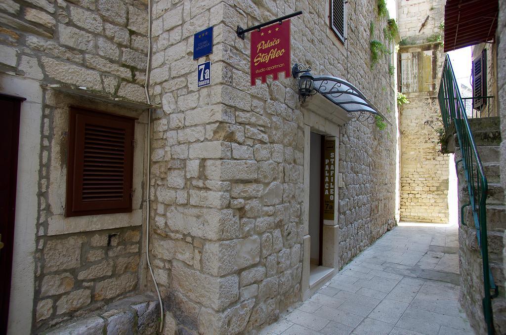 Apartment Palace Stafileo *