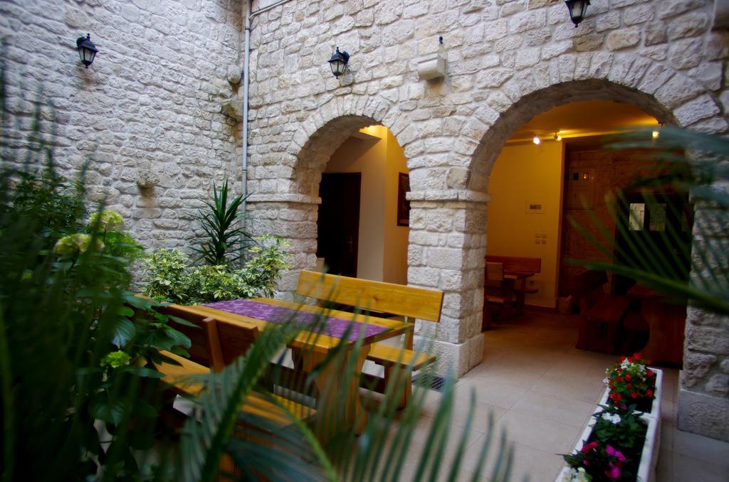 Palace Stafileo Apartment *