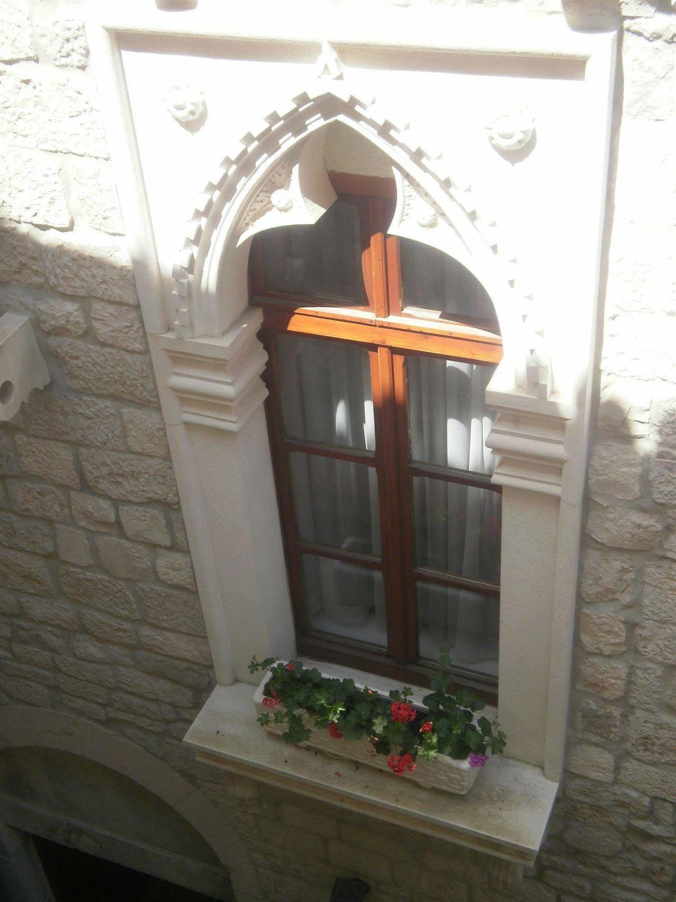 Apartment Palace Stafileo
