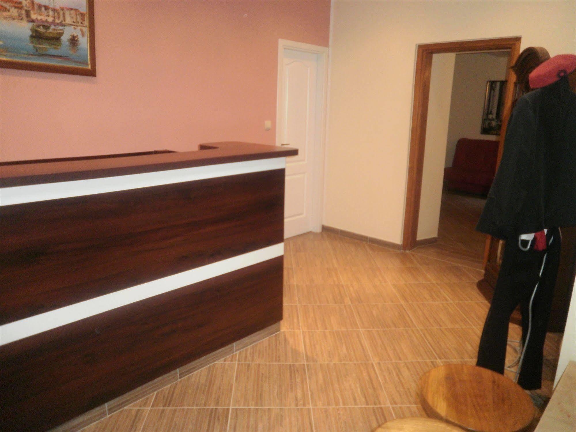 Palace Stafileo Apartment Trogir