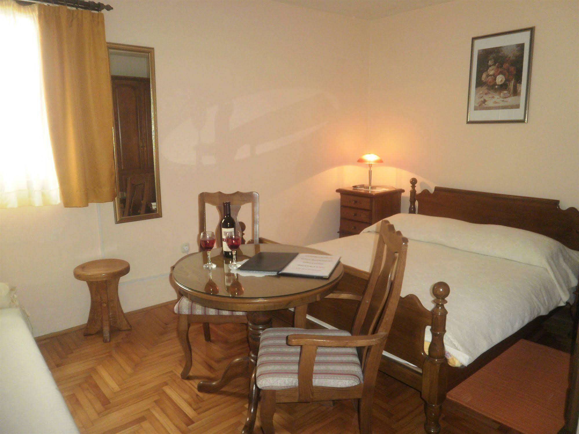 Palace Stafileo *