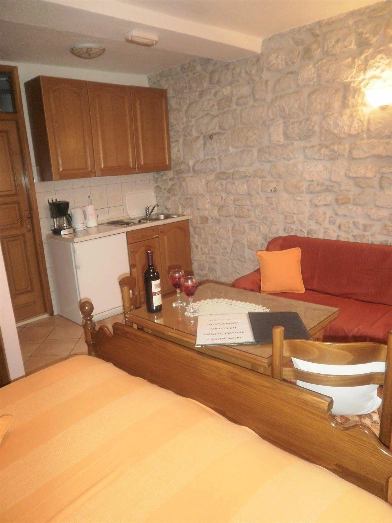 Palace Stafileo Apartment