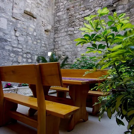 Palace Stafileo Apartment Trogir Exterior photo