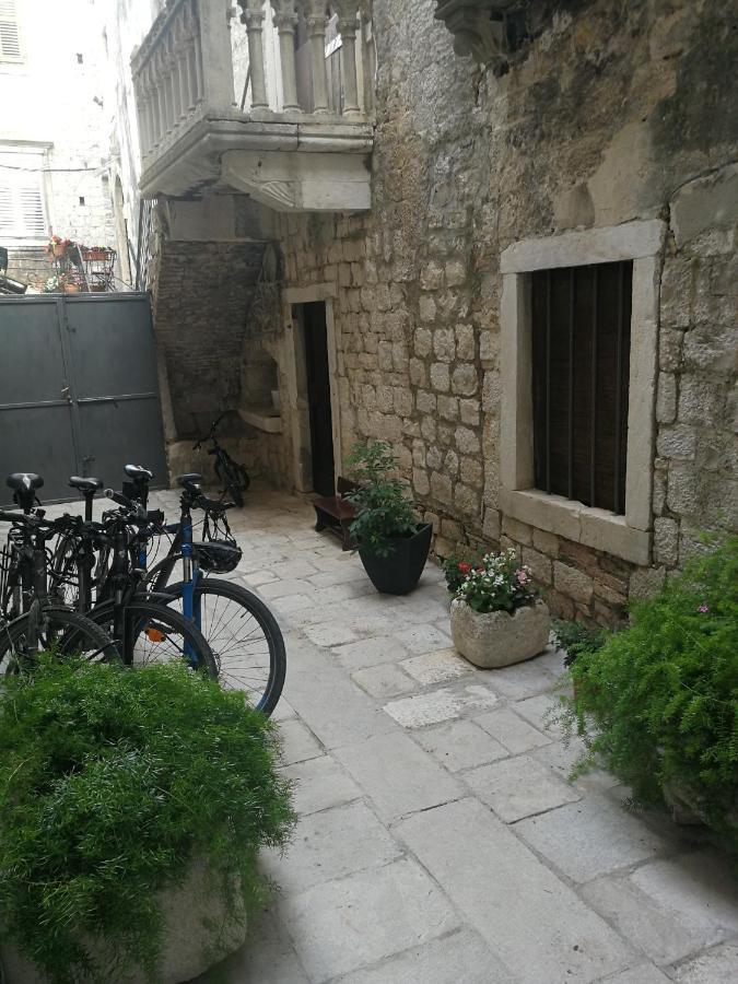 Palace Stafileo * Trogir